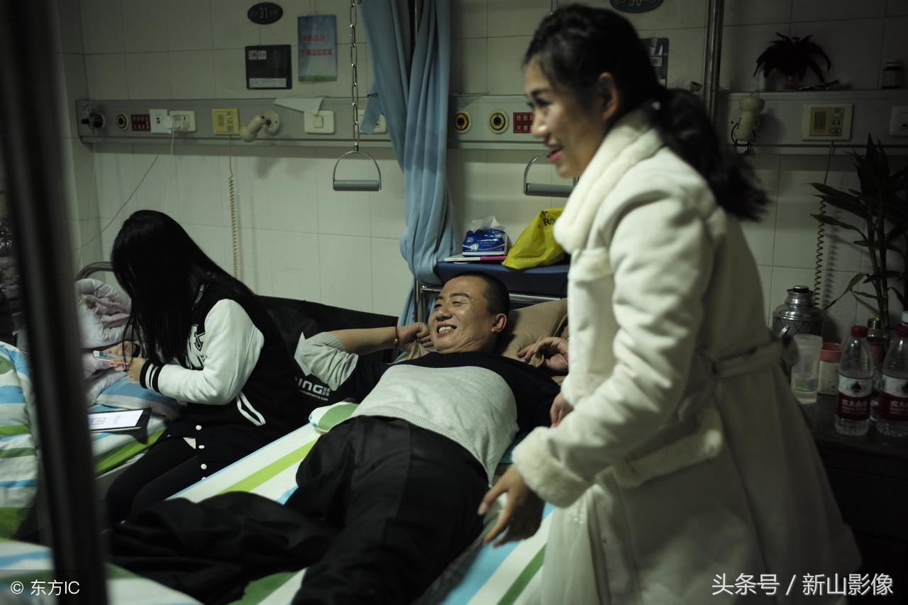 探索自然美景的婚纱之旅，2015最新婚纱照样片展现宁静与喜悦之美