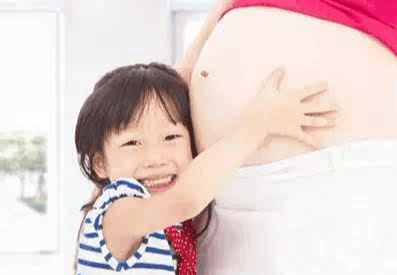 二胎妈妈的生活挑战与喜悦体验