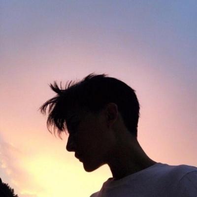 最新伤感男性头像，科技与情感交织的完美融合