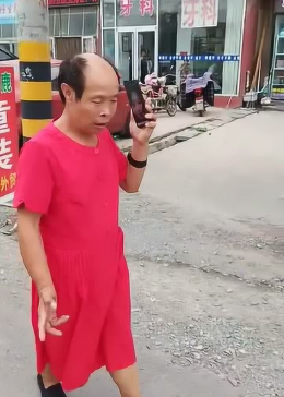 红衣哥，共舞大自然的奇妙旅程